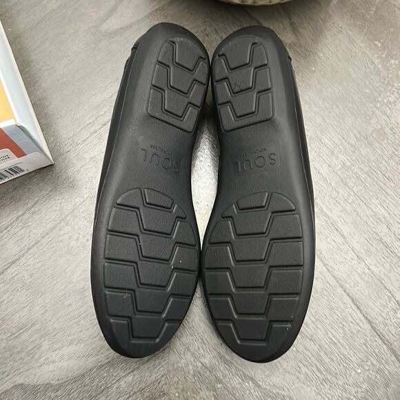 Naturalizer Kacy Leather Slip-On Loafer (WIDE) - Picture 4 of 11